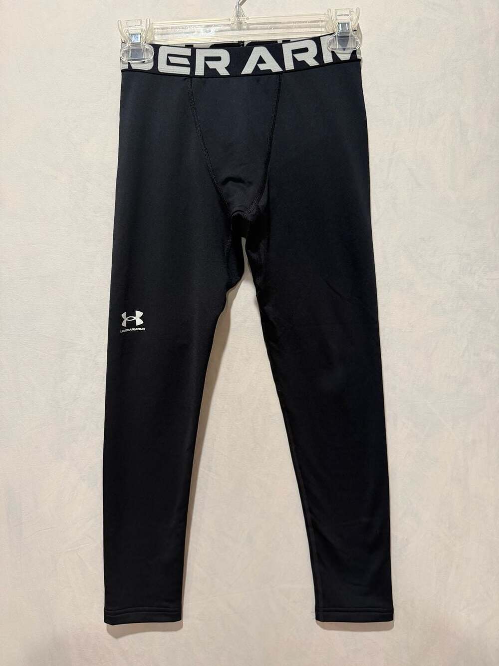 Youth medium Under Armour ColdGear Compression Leggings